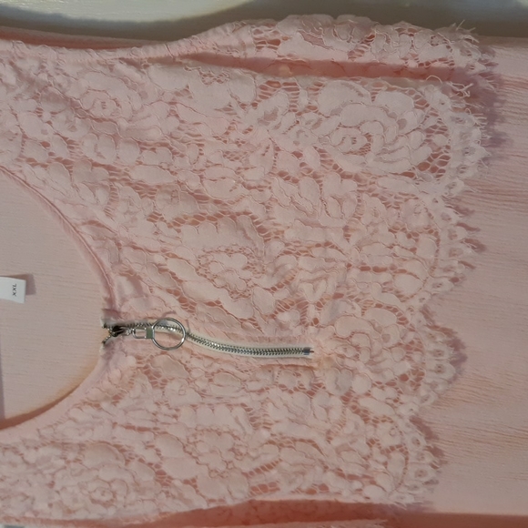 Pastel Pink Sleeveless Scoop Neck Top Lace Bust sz XXL - Picture 2 of 7